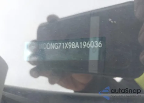 2008 Mercedes-Benz S 550 z USA, uszkodzony, nr VIN WDDNG71X98A196036